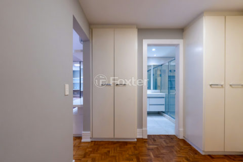 Image 30 - 1029058