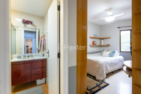 Image 19 - 1029098