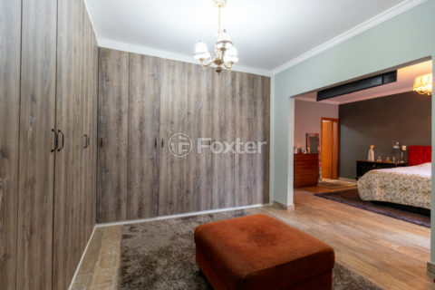 Image 38 - 1029103