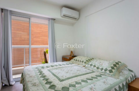 Image 9 - 1029137