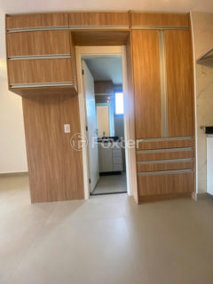 Image 4 - 1029142