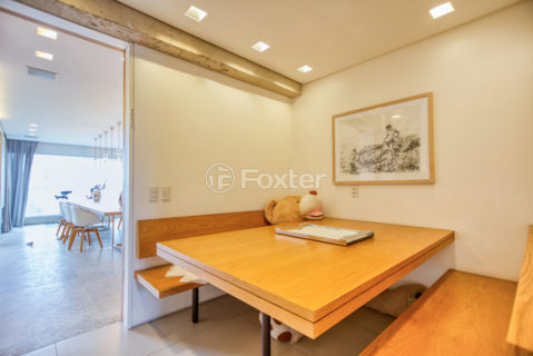 Image 32 - 1029147