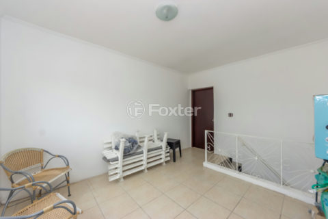 Image 38 - 1029158