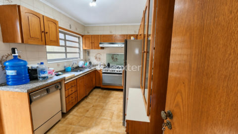 Image 8 - 1029166