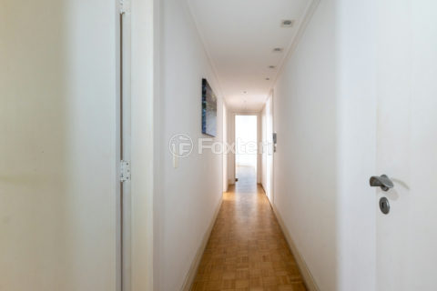 Image 6 - 1029171
