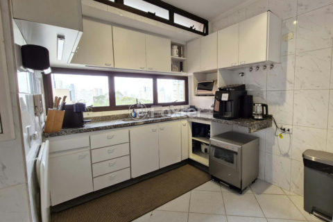 Image 23 - 1029172
