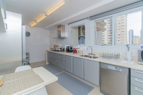 Image 30 - 1029174