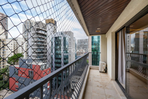 Image 15 - 1029193