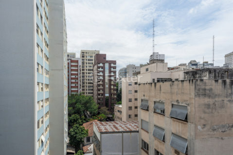 Image 18 - 1029194