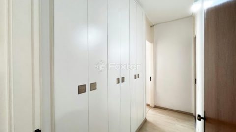 Image 37 - 1029196