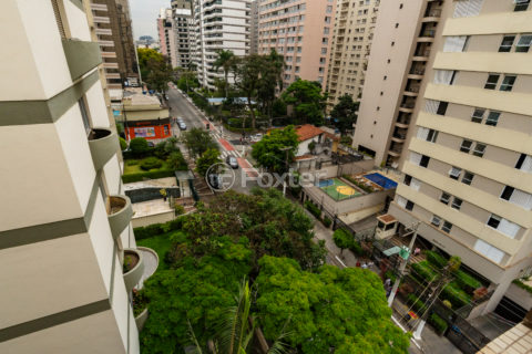 Image 19 - 1029206