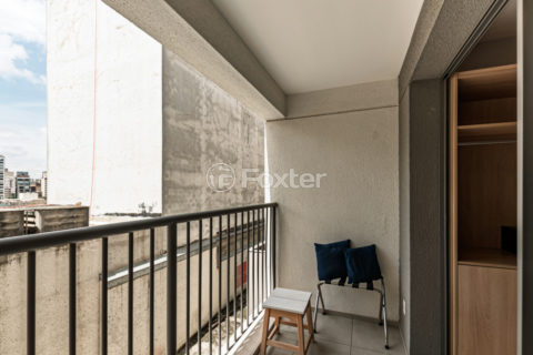 Image 15 - 1029211