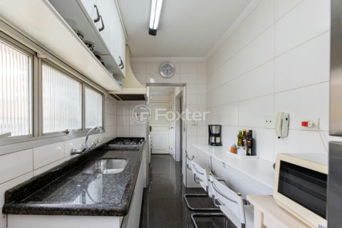Image 13 - 1029212