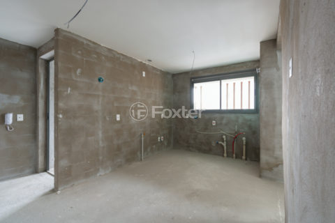 Image 4 - 1029215