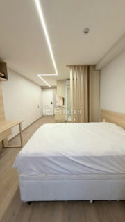 Image 4 - 1029222
