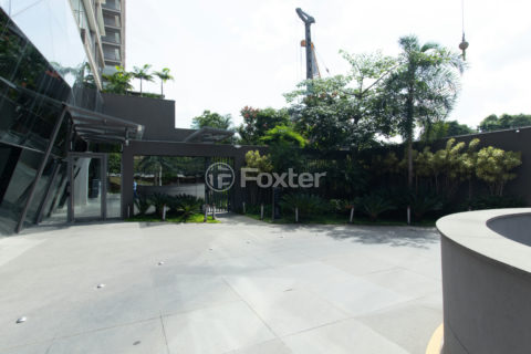 Image 15 - 1029230