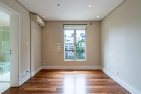 Image 37 - 1029234