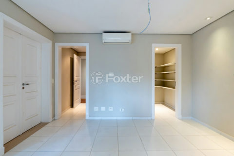 Image 22 - 1029234