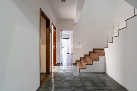 Image 8 - 1029236