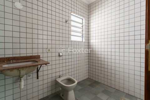 Image 32 - 1029236
