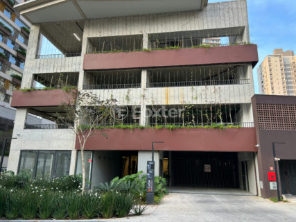 Image 47 - 1029244