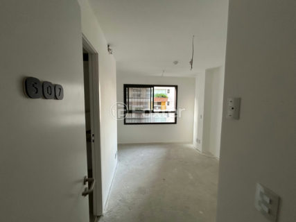 Image 3 - 1029244