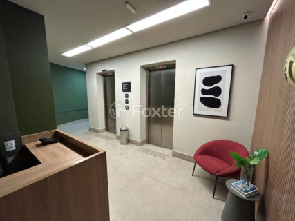 Image 32 - 1029244