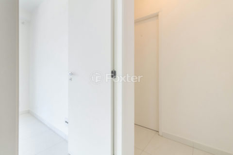 Image 13 - 1029261