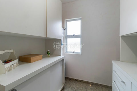 Image 48 - 1029301