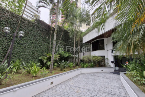 Image 39 - 1029306