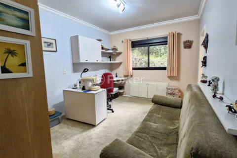 Image 28 - 1029306