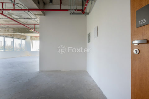 Image 10 - 1029315
