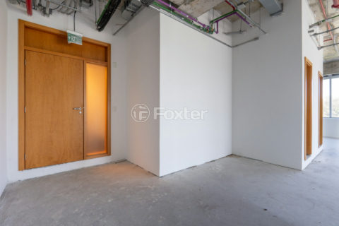 Image 4 - 1029315