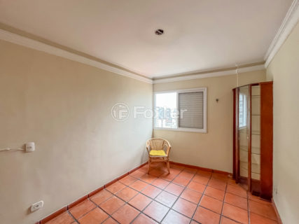 Image 3 - 1029323