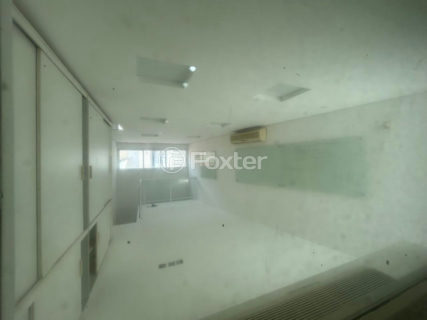Image 34 - 1029325