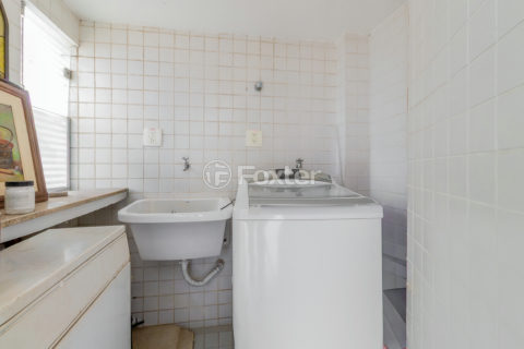 Image 37 - 1029332