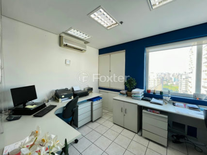 Image 3 - 1029341