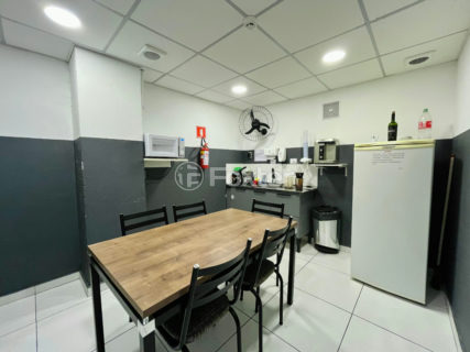 Image 17 - 1029341