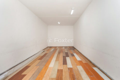 Image 39 - 1029342