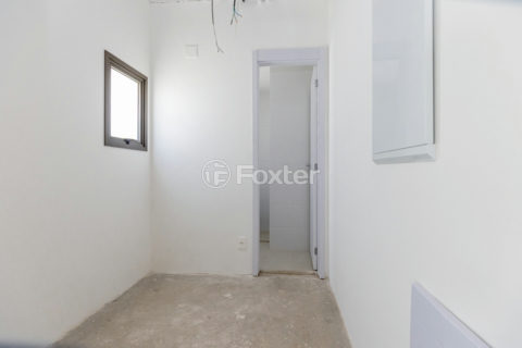 Image 27 - 1029344