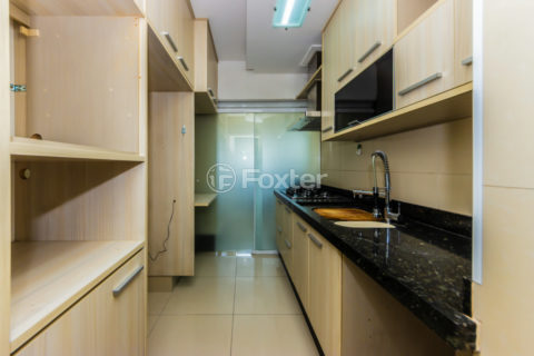 Image 10 - 1029346