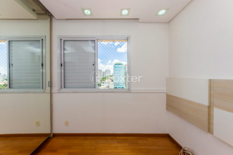 Image 33 - 1029346