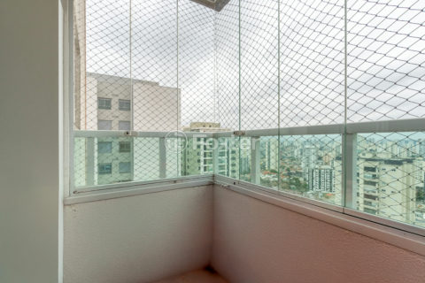 Image 10 - 1029350