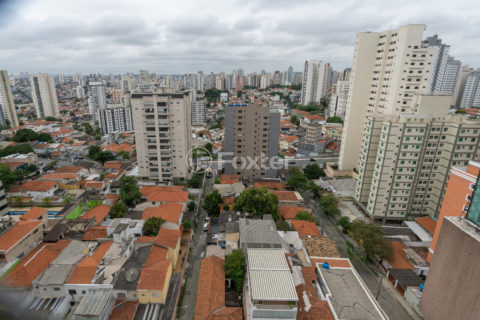 Image 19 - 1029350