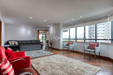 Image 4 - 1029353