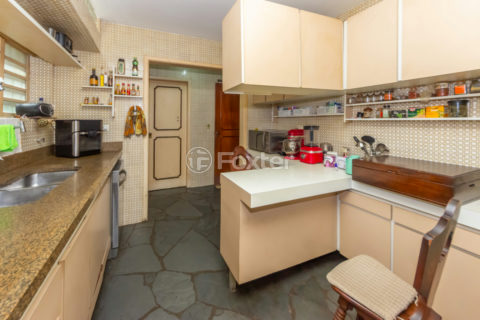 Image 22 - 1029358