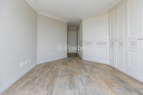Image 25 - 1029359