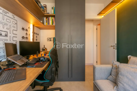 Image 10 - 1029365