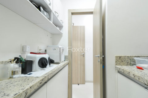 Image 17 - 1029368