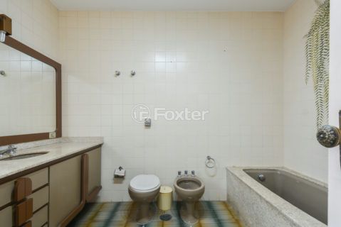 Image 30 - 1029381
